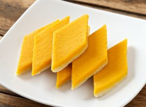 Cashew Sweets and Snacks that are good for you! 6 Cashew Sweets and Snacks that are good for you!