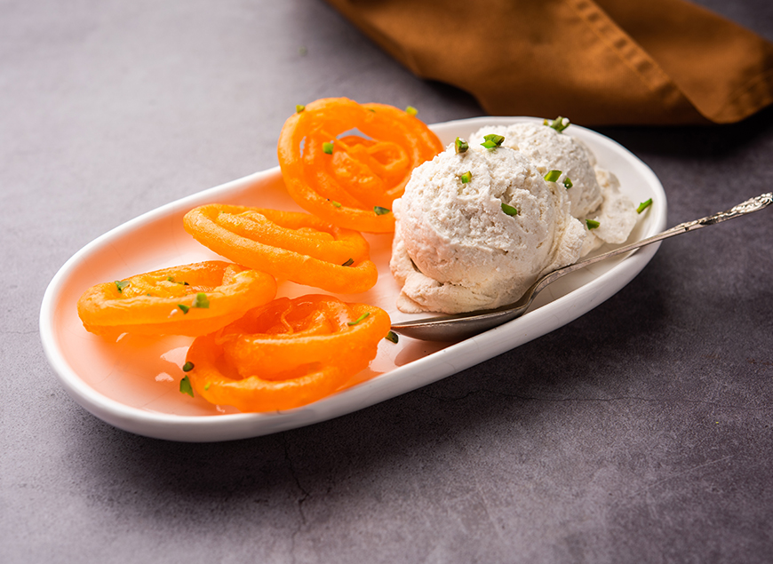 Jalebi Obsession: Popular Ways to Try this Perfect Dessert 4 Jalebi Obsession: Popular Ways to Try this Perfect Dessert