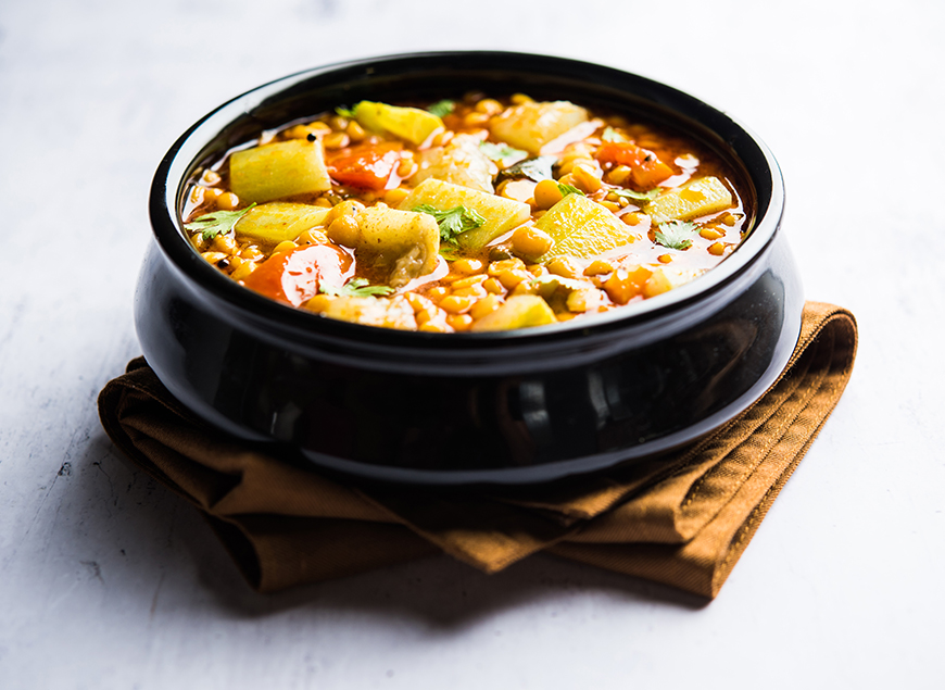 A Taste of Celebration: Traditional Desi Dishes for Your Festive Gatherings 4 A Taste of Celebration: Traditional Desi Dishes for Your Festive Gatherings