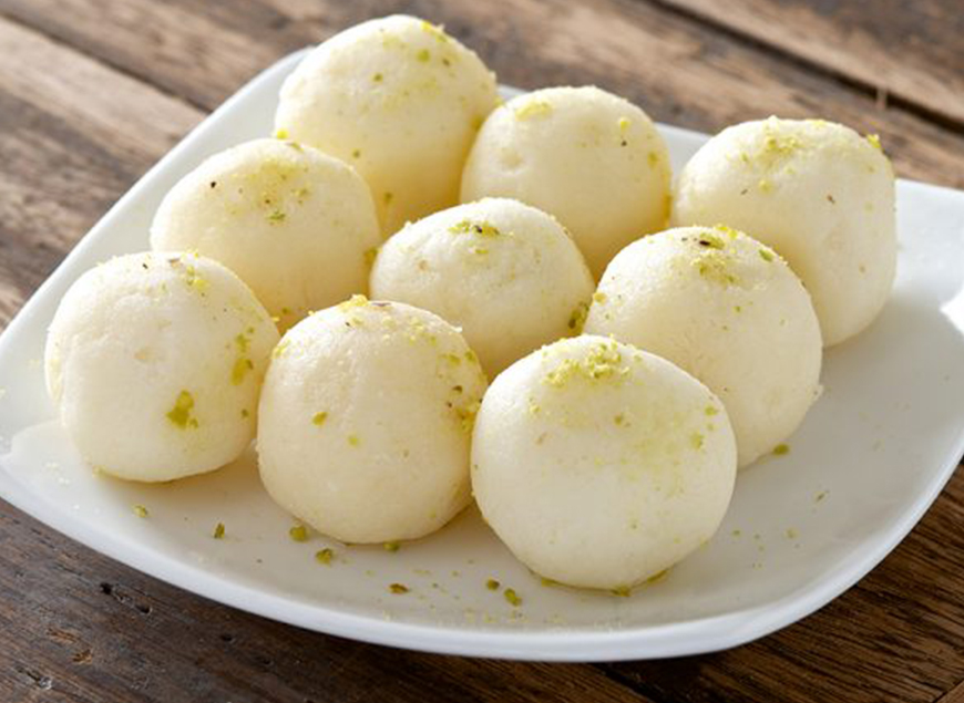 Famous Bengali Sweets to Serve During Durga Puja 1 Famous Bengali Sweets to Serve During Durga Puja