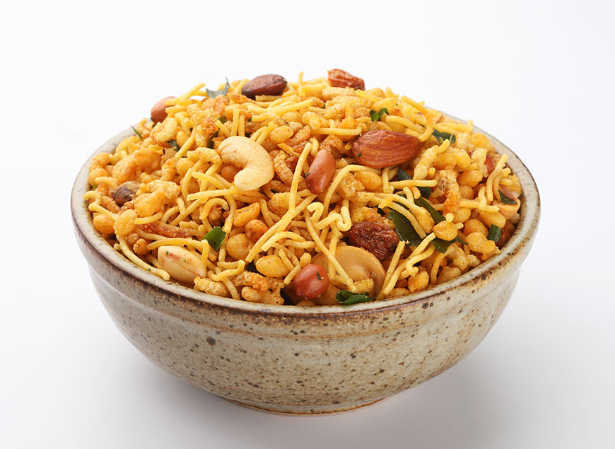 Indian Snacks - The Life of the Festive Parties 5 Indian Snacks – The Life of the Festive Parties